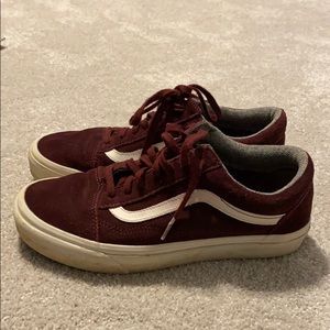 Maroon women’s vans size 7.5